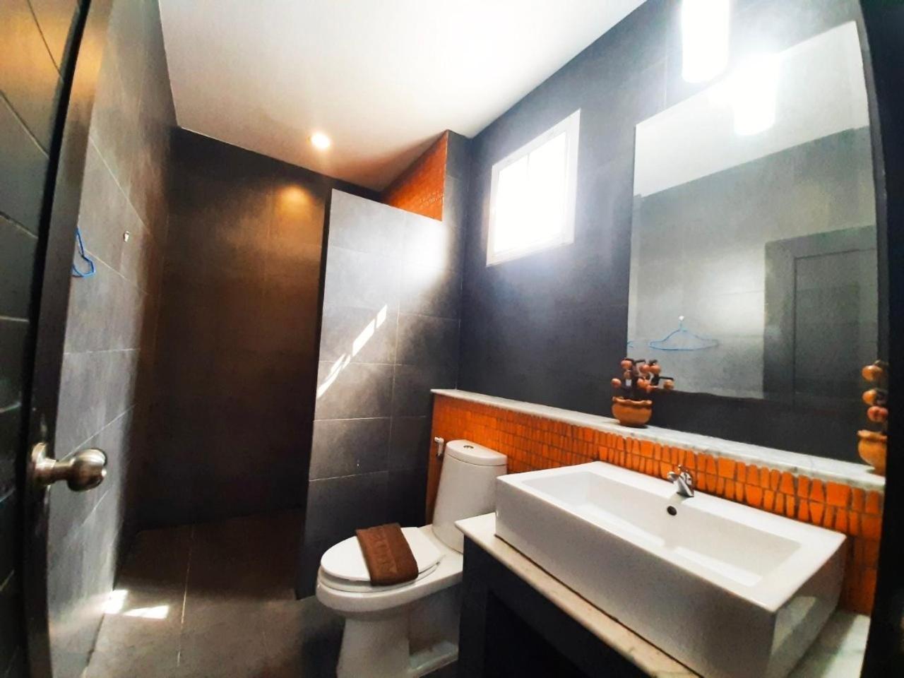 Rocky Party Pool Villa Huahin 3 Bedrooom With Bbq & Karaoke Luaran gambar